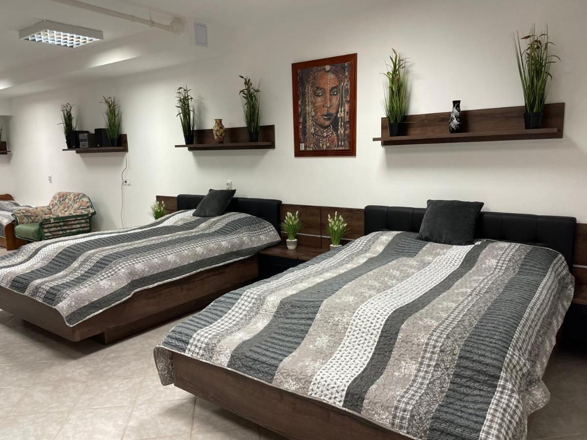 Apartment Wigwam 140 M2 Budapest