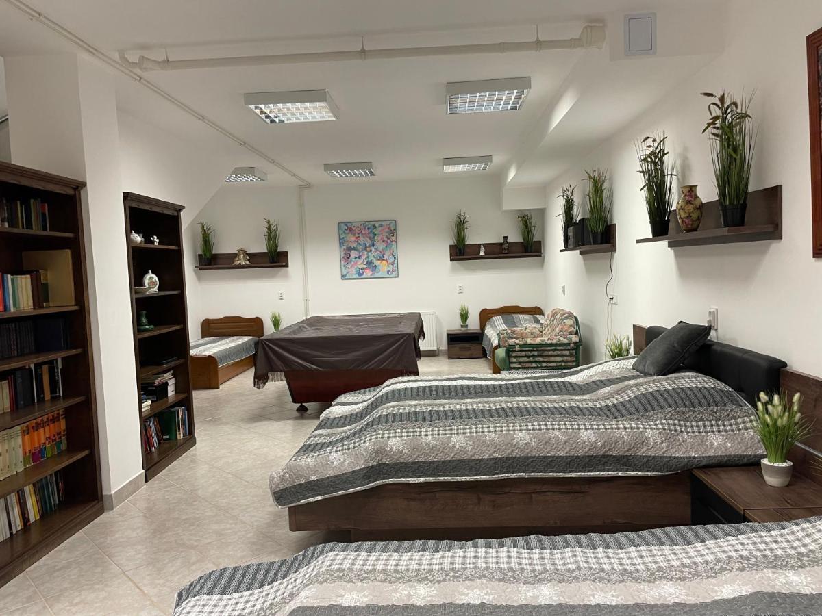 Wigwam 140 M2 Apartment Budapest